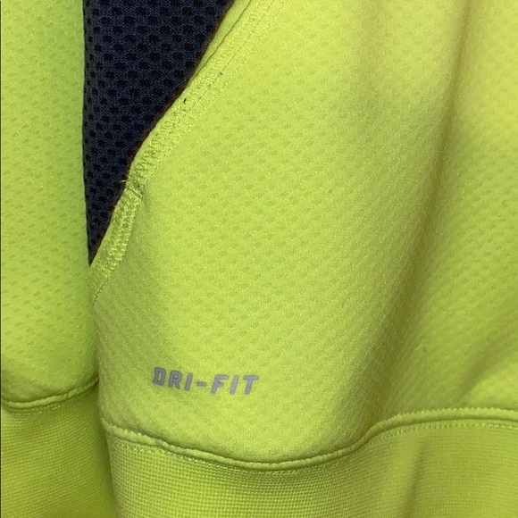 Nike dri-fit active athletic polyester zip jacket - Picture 3 of 10